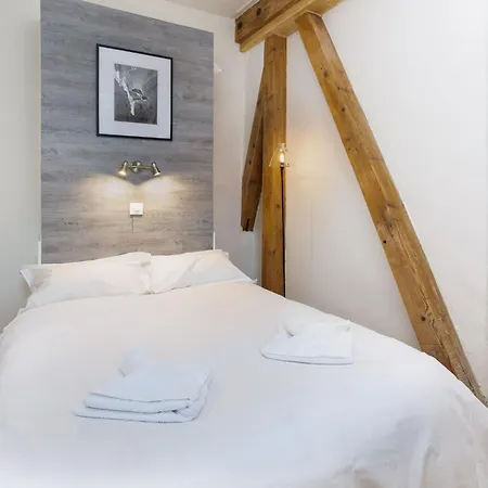 Apartamento In Centre-ville Und Bergblick By Interhome