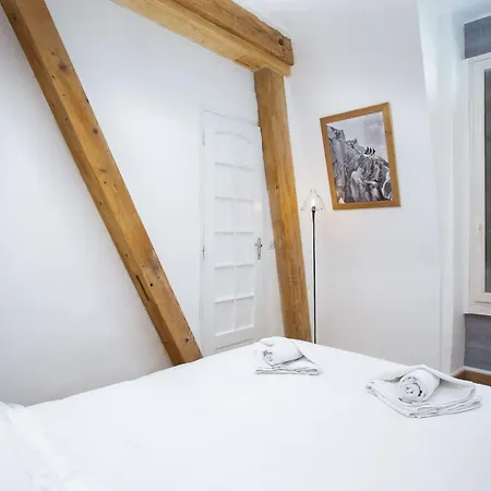 Apartamento In Centre-ville Und Bergblick By Interhome